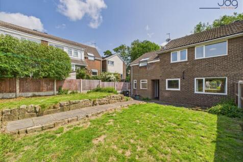Large Rear Garden