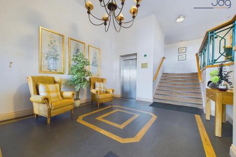 Communal Entrance