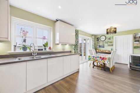 Open Plan Kitchen Diner