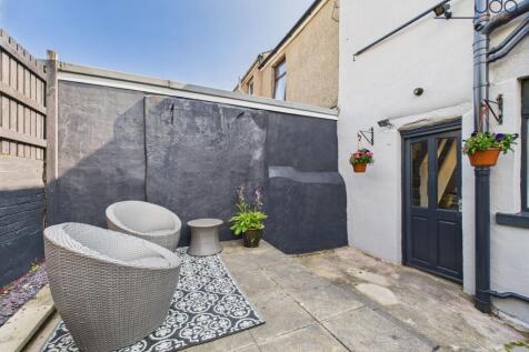 Private Rear Yard