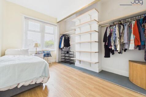 Double Bedroom 2