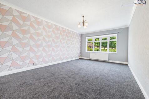 Spacious Lounge