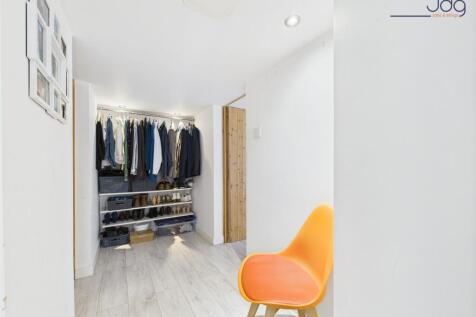 Hanging Space