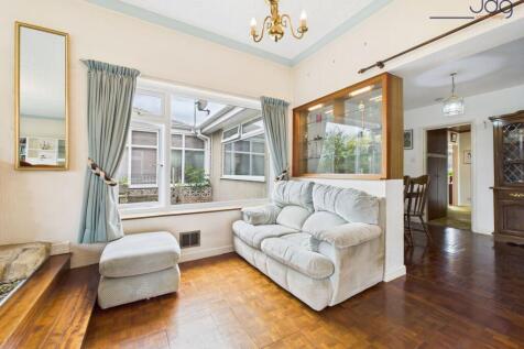 Cosy bright lounge