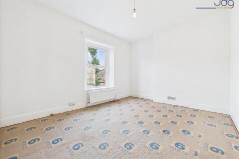 Double Bedroom 1