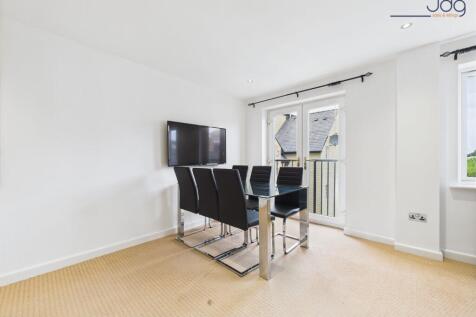 Open Plan Kitchen, Dining, Living with Juliet Balcony