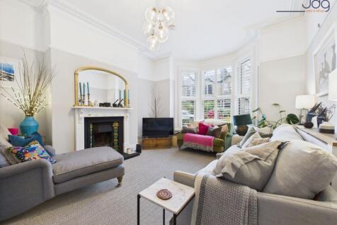 Cosy Lounge