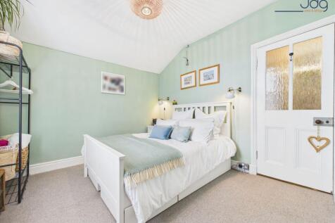 Double Bedroom 2