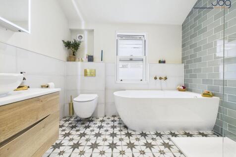 Family Bathroom with walk in shower