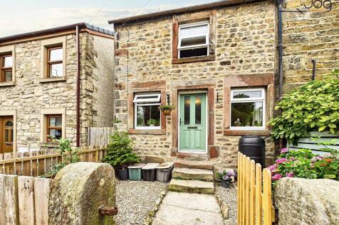 27 Salford Road