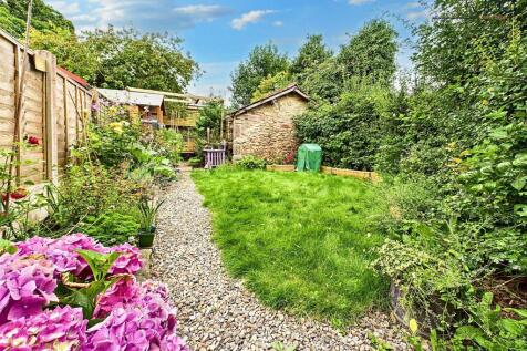 Divorced Garden