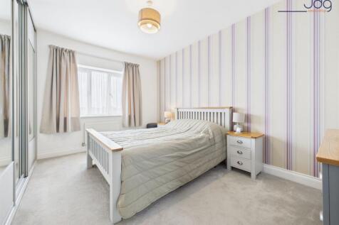 Double Bedroom 2 with built in wardrobes
