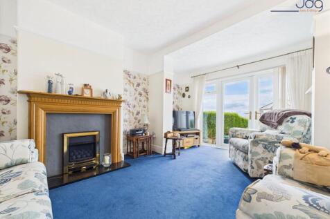 Living Room with French Doors leading to the back garden