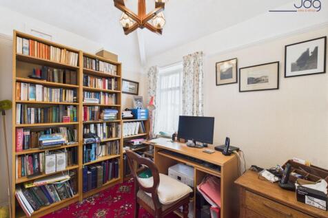 Single Bedroom