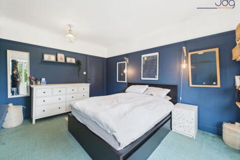 Double Bedroom 1 with built in wardrobes