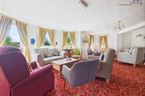 Communal Lounge