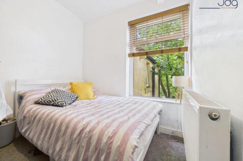 Double Bedroom 3