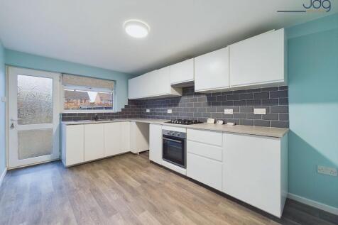 Spacious Kitchen