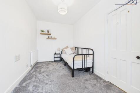Double Bedroom 2