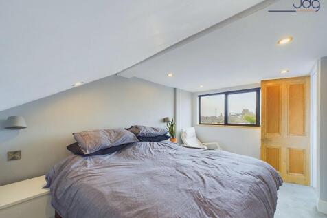 The master bedroom is ensuite