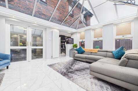 Extended Living Area