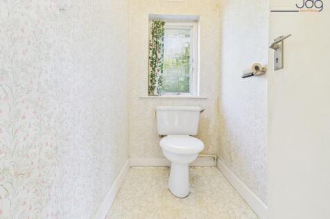 First Floor WC