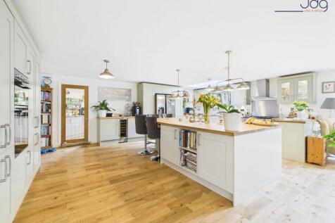 Open plan Kitchen