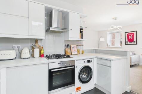 Kitchen with Juliet Balcony