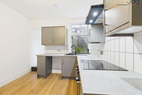 Newly Installed Kitchen | 2025