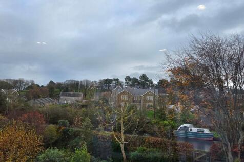 Upstairs Canal Views