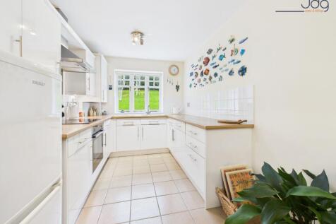Open Plan Kitchen Diner and Living