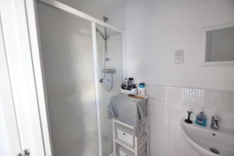 En Suite Shower Room
