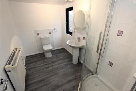 Bathroom 1st Floor