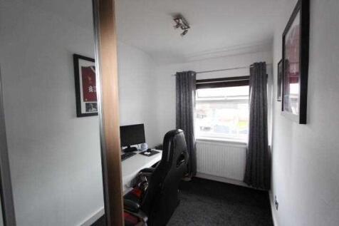 Bedroom 3/Office