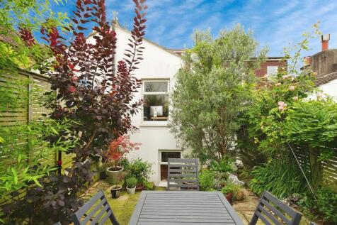 Property Image 4