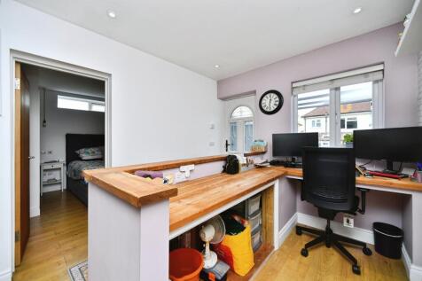 Property Image 25
