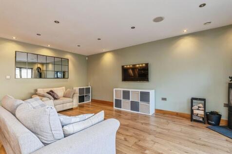 Kitchen/Living Room