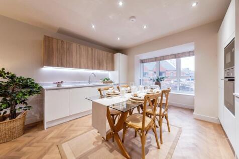 Kitchen, Dining Area