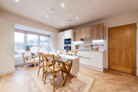 Kitchen, Dining Area