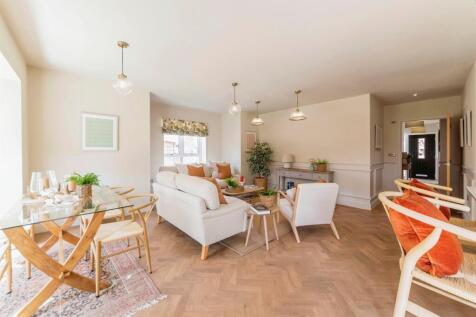 Open Plan Kitchen Diner Lounge