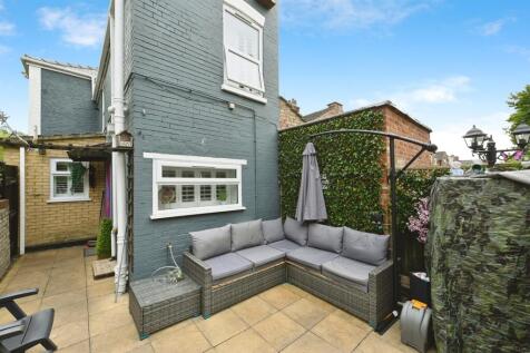 Property Image 9