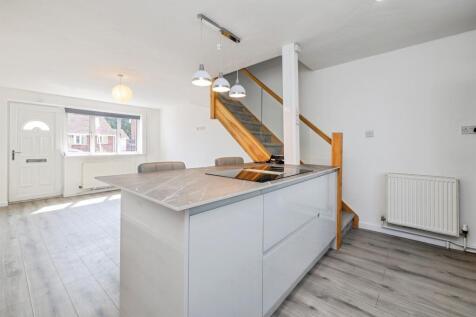 Open Plan Kitchen / Living