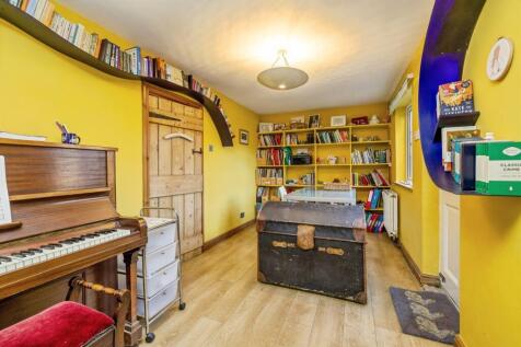 Property Image 8