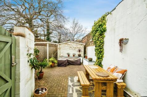 Property Image 11