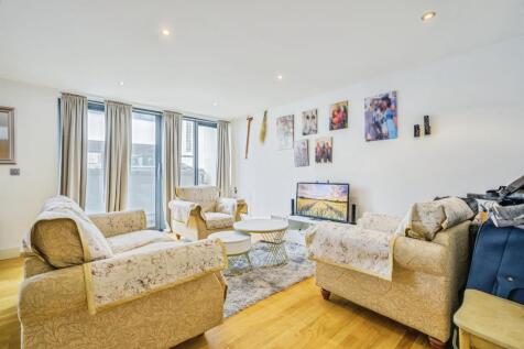 Property Image 8