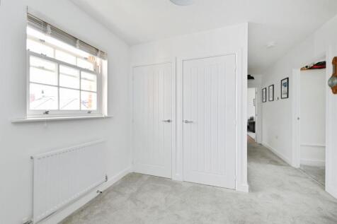 Entrance Landing 
