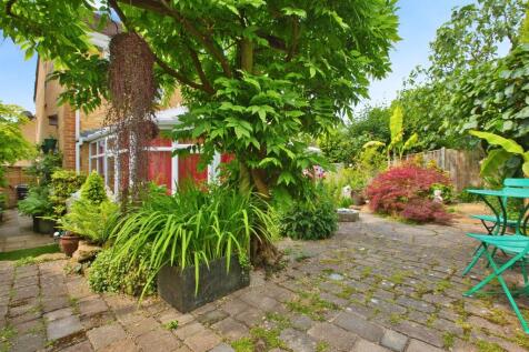 Property Image 16