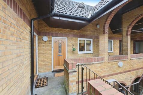 Property Image 16