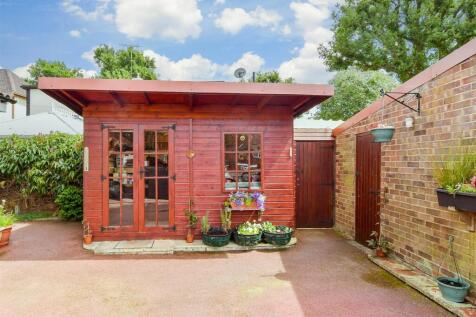 Workshop/Outbuildings