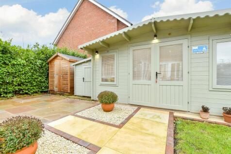 Patio / Decking